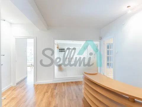 Piso de 158 m² en Oviedo