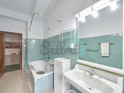 Piso de 146 m² en Oviedo