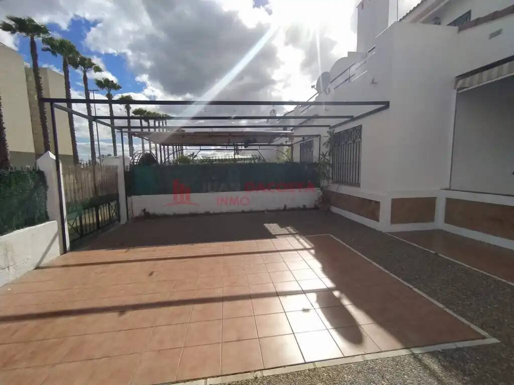 Casa de 140 m² en Lepe