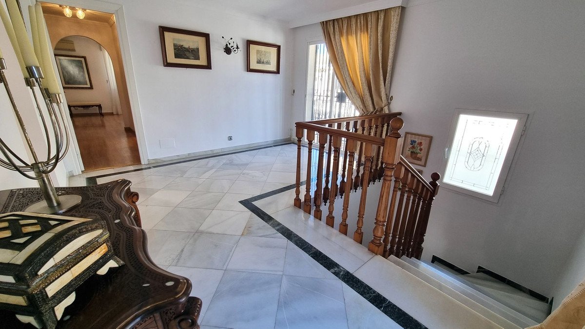 Casa de 593 m² en Luque