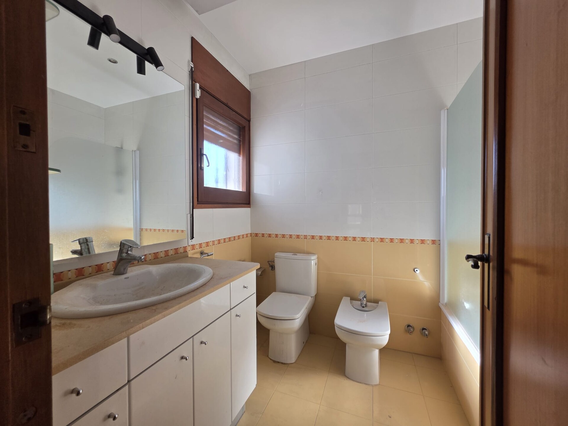 Haus 618 m² in Cerdanyola del Vallès