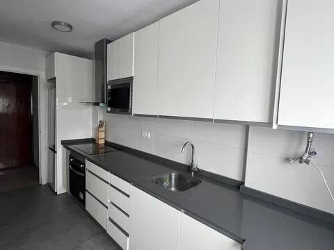 Flat 88 m² in Seville