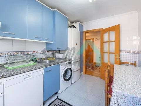 Piso de 98 m² en Oviedo
