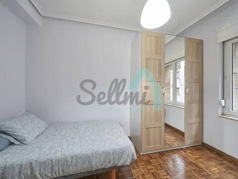 Pis de 112 m² a Oviedo