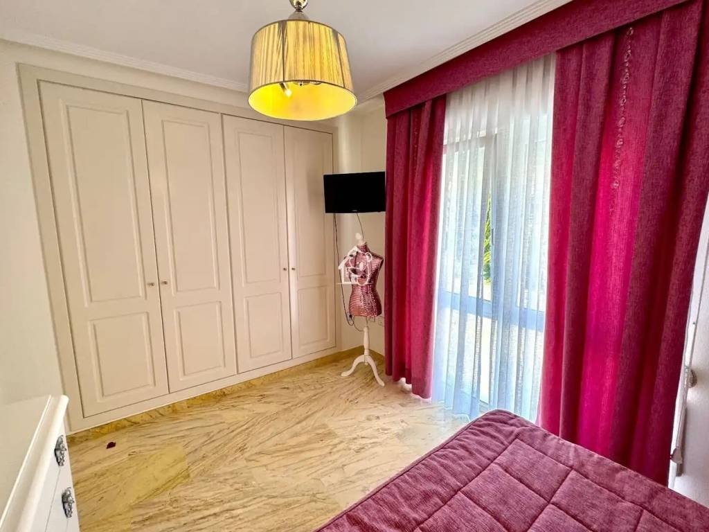 Casa de 200 m² en Orihuela