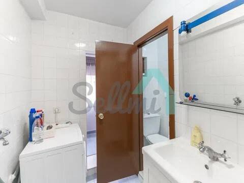 Piso de 75 m² en Aller