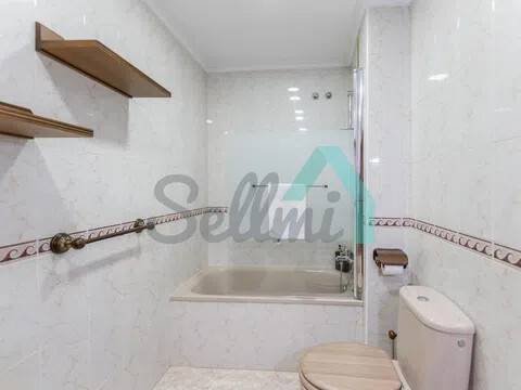Piso de 80 m² en Oviedo