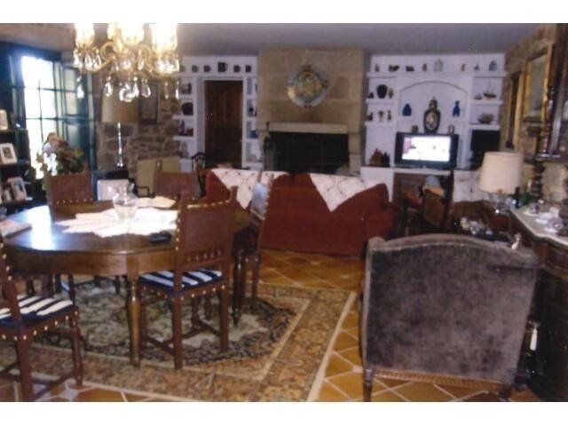 Casa de 550 m² en Teo