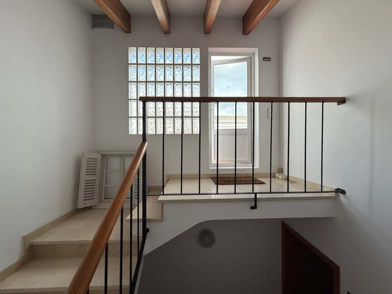 Habitació de lloguer, Maó