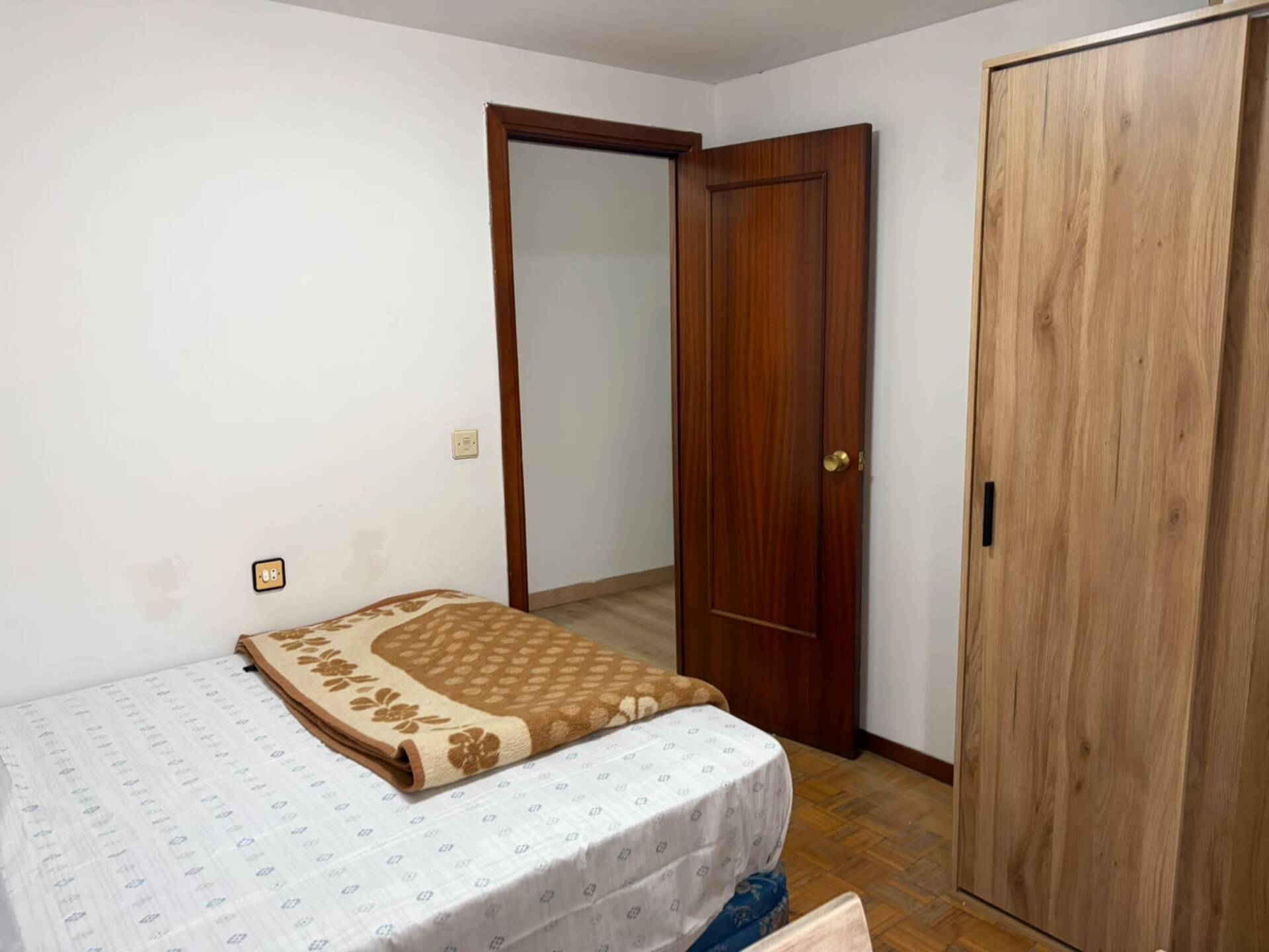 Habitación 97 m², Oviedo