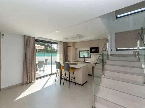 Casa de 260 m² en San Juan de Alicante
