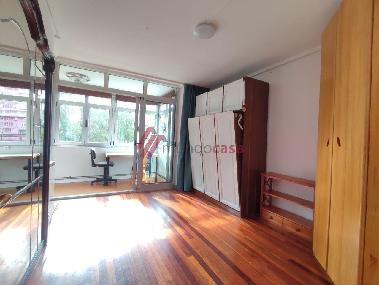 Flat 98 m² in Ferrol