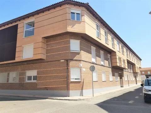 Piso de 95 m² en Camarena
