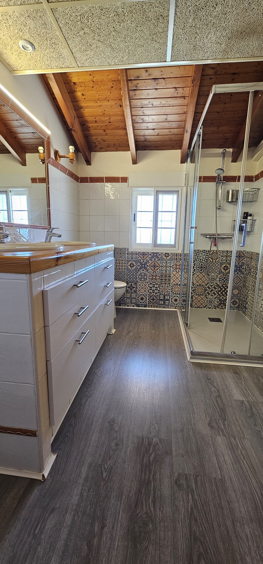 Piso de 1500 m² en Totana