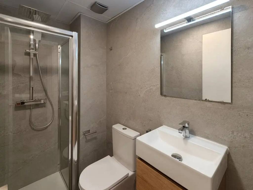 Piso de 90 m² en Alicante
