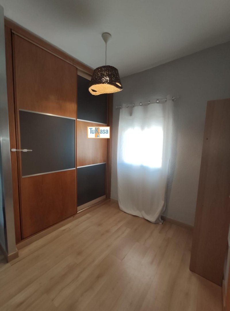 Piso de 55 m² en Cáceres