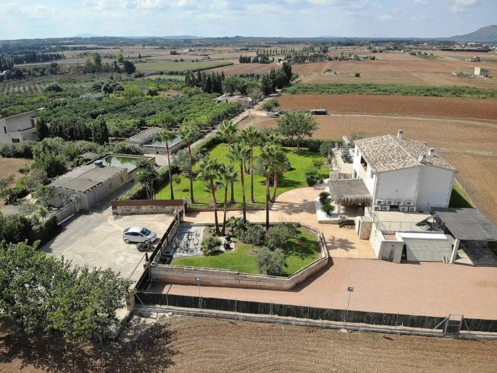 Casa de 250 m² en Muro