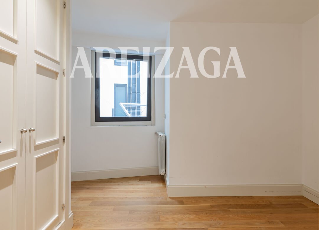 Piso de 85 m² en San Sebastián