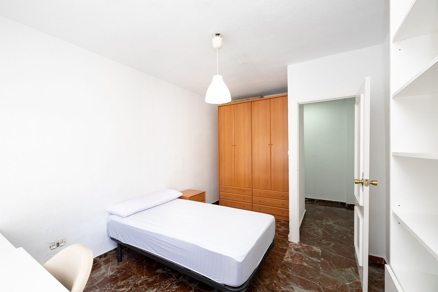 Piso de 130 m² en Granada