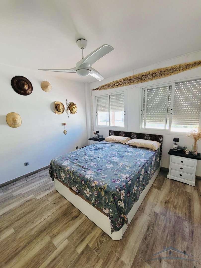 Piso de 130 m² en Roquetas de Mar