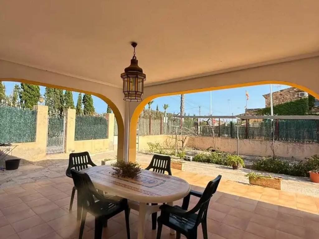 Casa de 290 m² en Elche