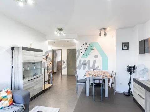 Habitación 89 m², Oviedo