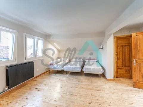 Casa de 345 m² en Gijón