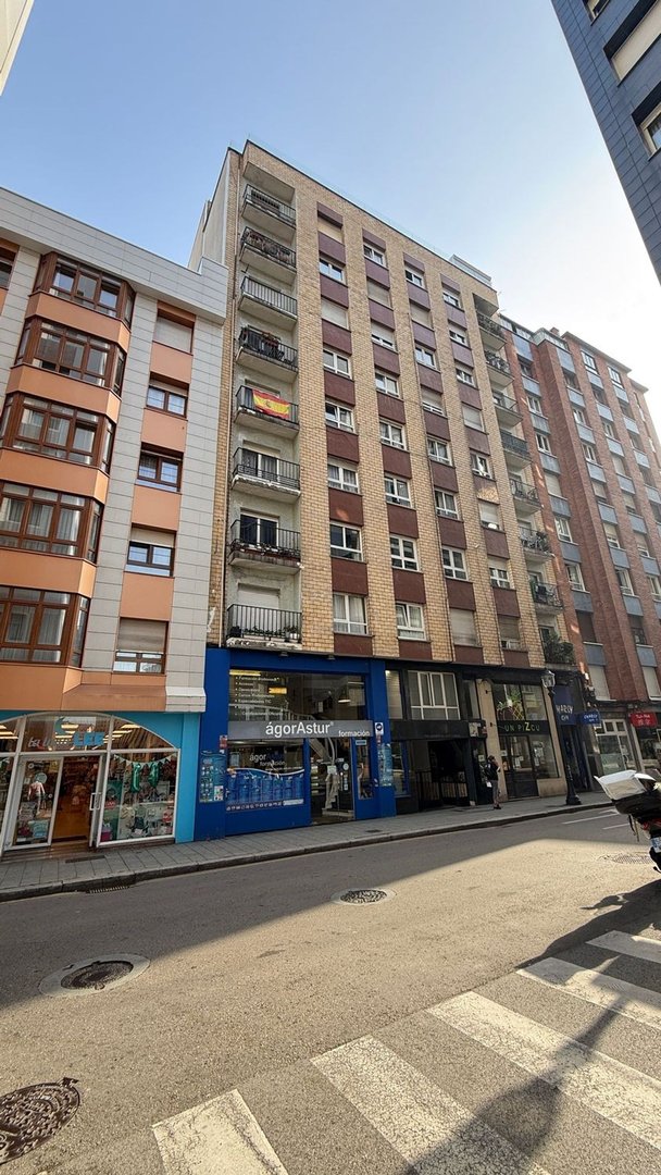Piso de 59 m² en Gijón