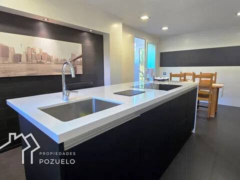Maison 370 m² à Pozuelo de Alarcón