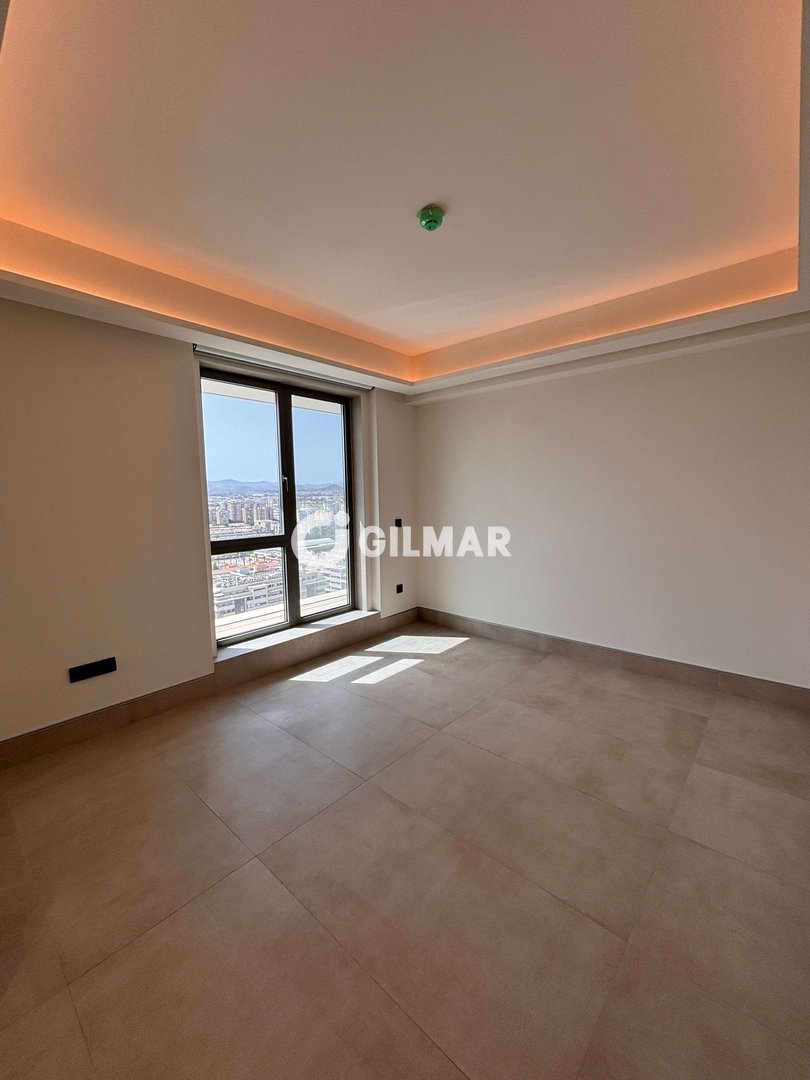Wohnung 309 m² in Málaga