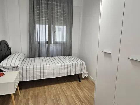Habitación 130 m², Alicante
