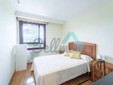 Piso de 104 m² en Oviedo