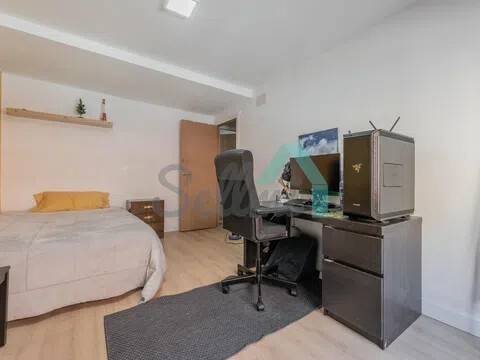 Habitación 82 m², Oviedo