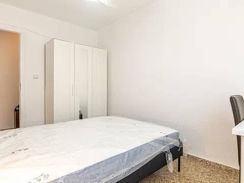 Habitación 150 m², Elda