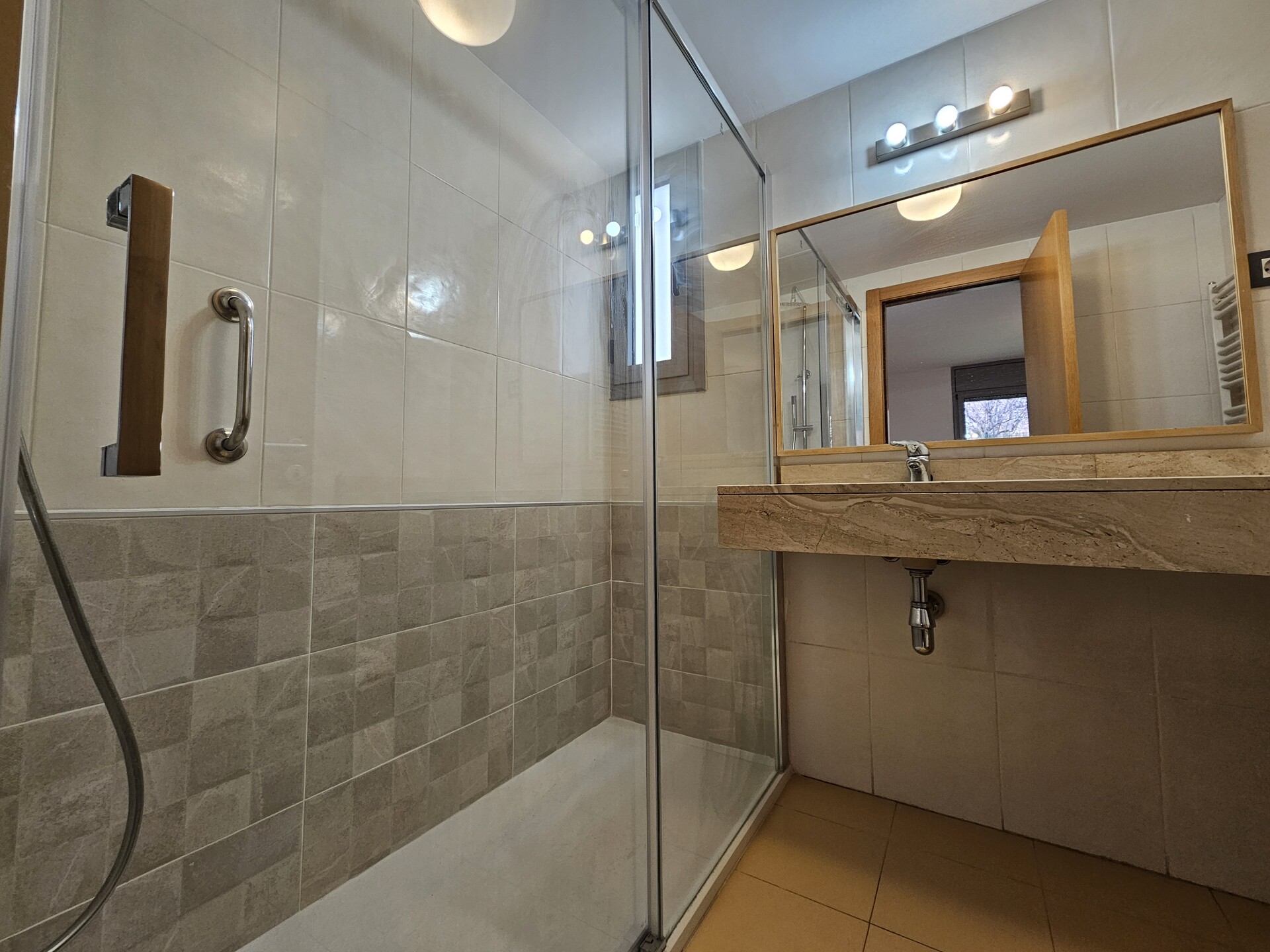 Appartement 104 m² à Sant Cugat del Vallès