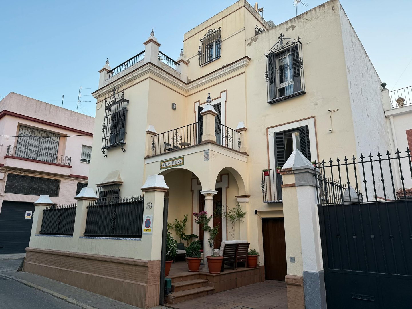 Habitación 300 m², Sevilla