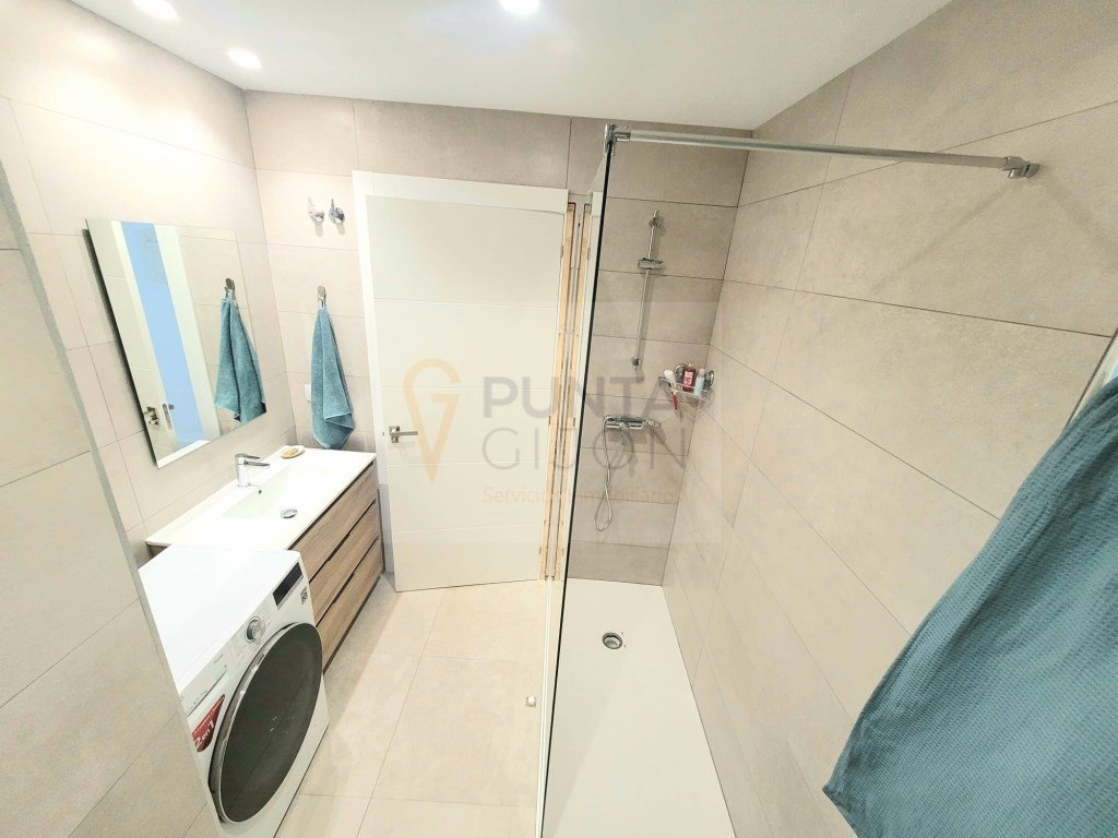 Piso de 58 m² en Gijón