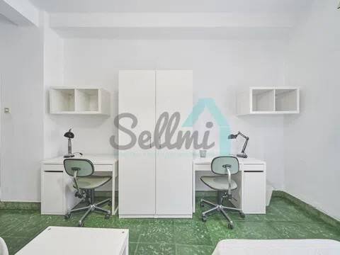 Piso de 146 m² en Oviedo