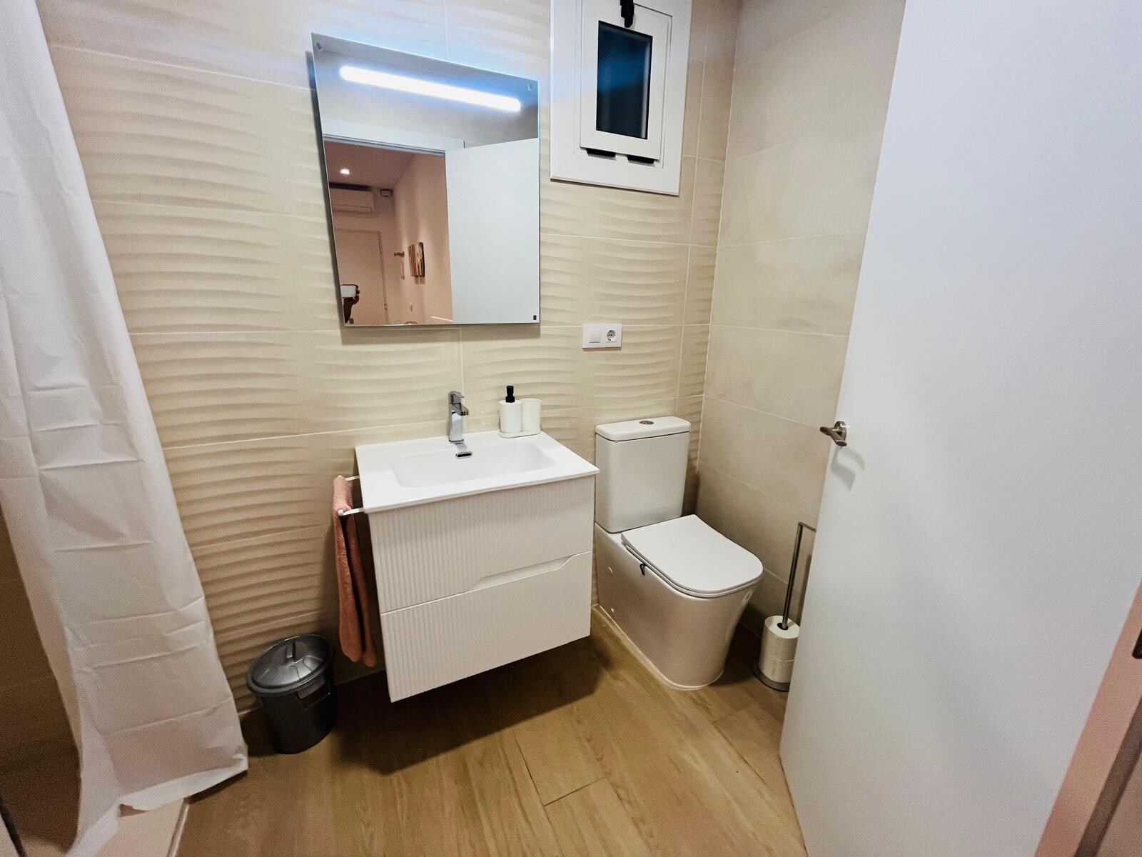 Pis de 31 m² a Montcada