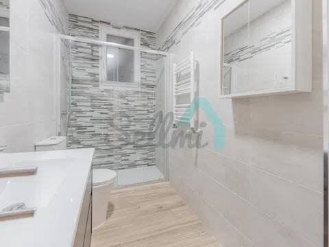 Habitación 137 m², Oviedo