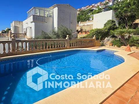 Casa de 240 m² en Benitachell