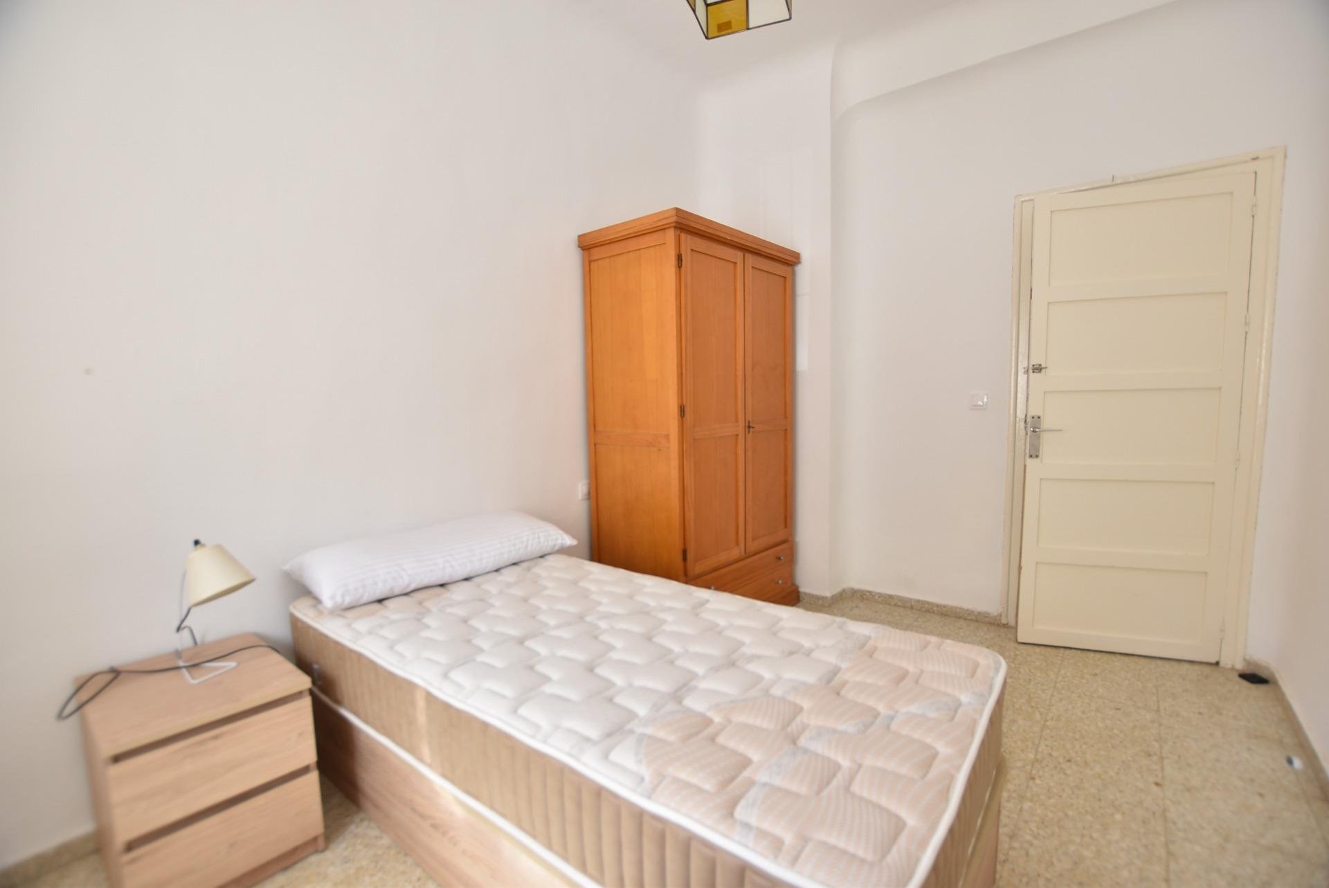 Piso de 90 m² en Granada