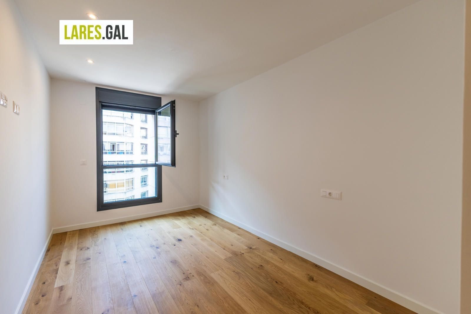 Piso de 75 m² en Vigo