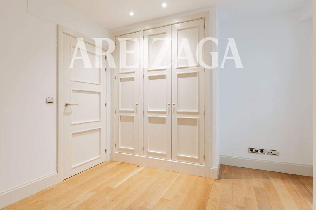 Piso de 85 m² en San Sebastián