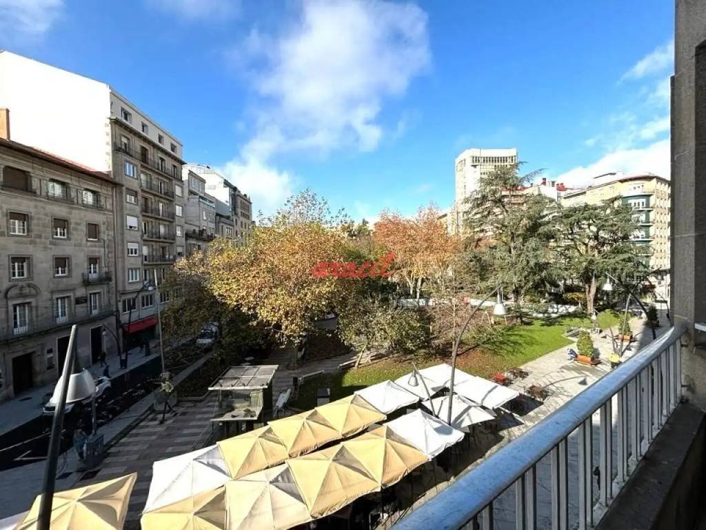 Piso de 197 m² en Ourense