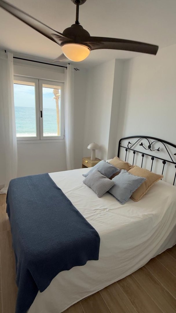 Piso de 80 m² en Adra