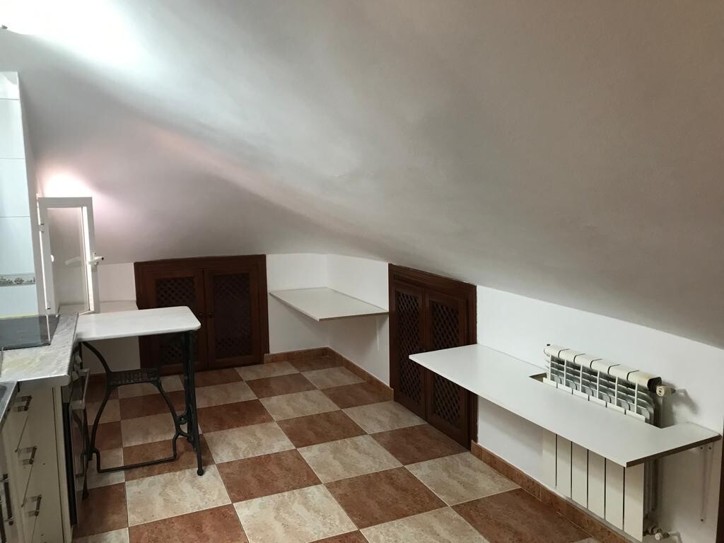 Flat 90 m² in Baza