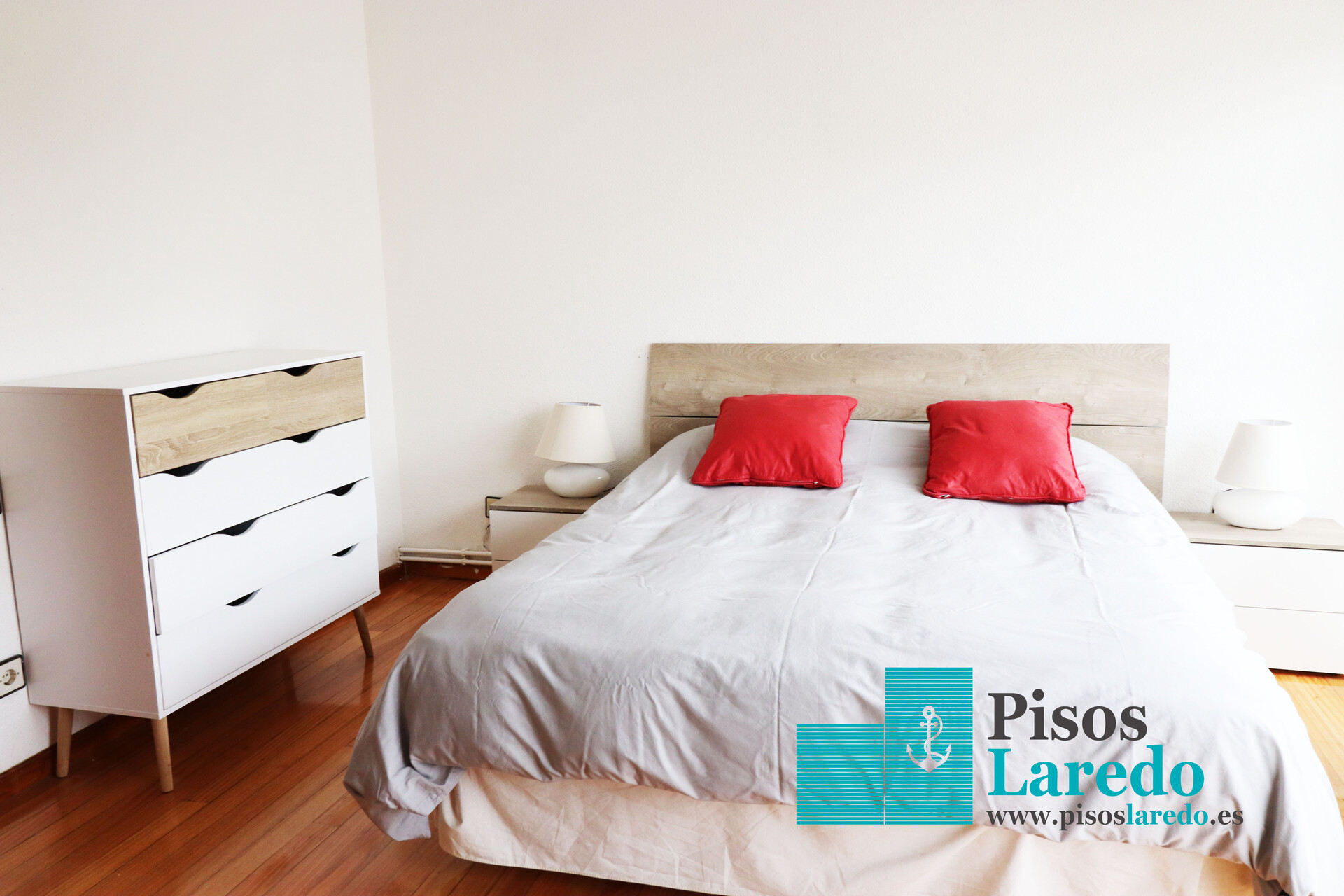 Casa de 200 m² en Laredo