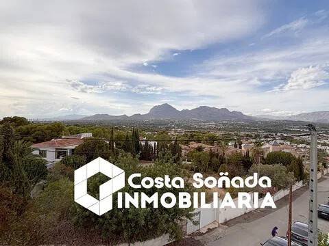 Casa de 230 m² en Alfaz del Pi