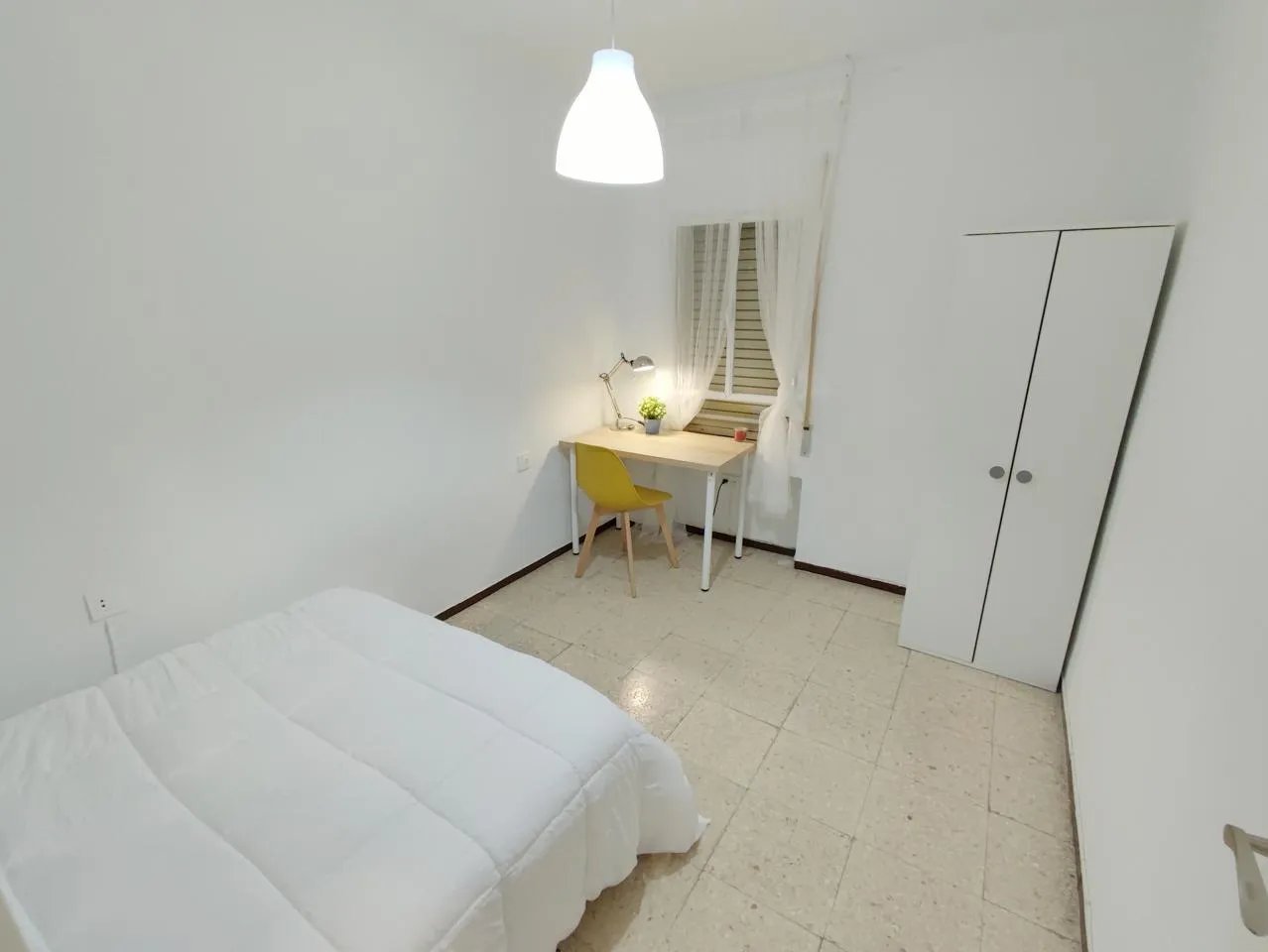 Wohnung 90 m² in Granada